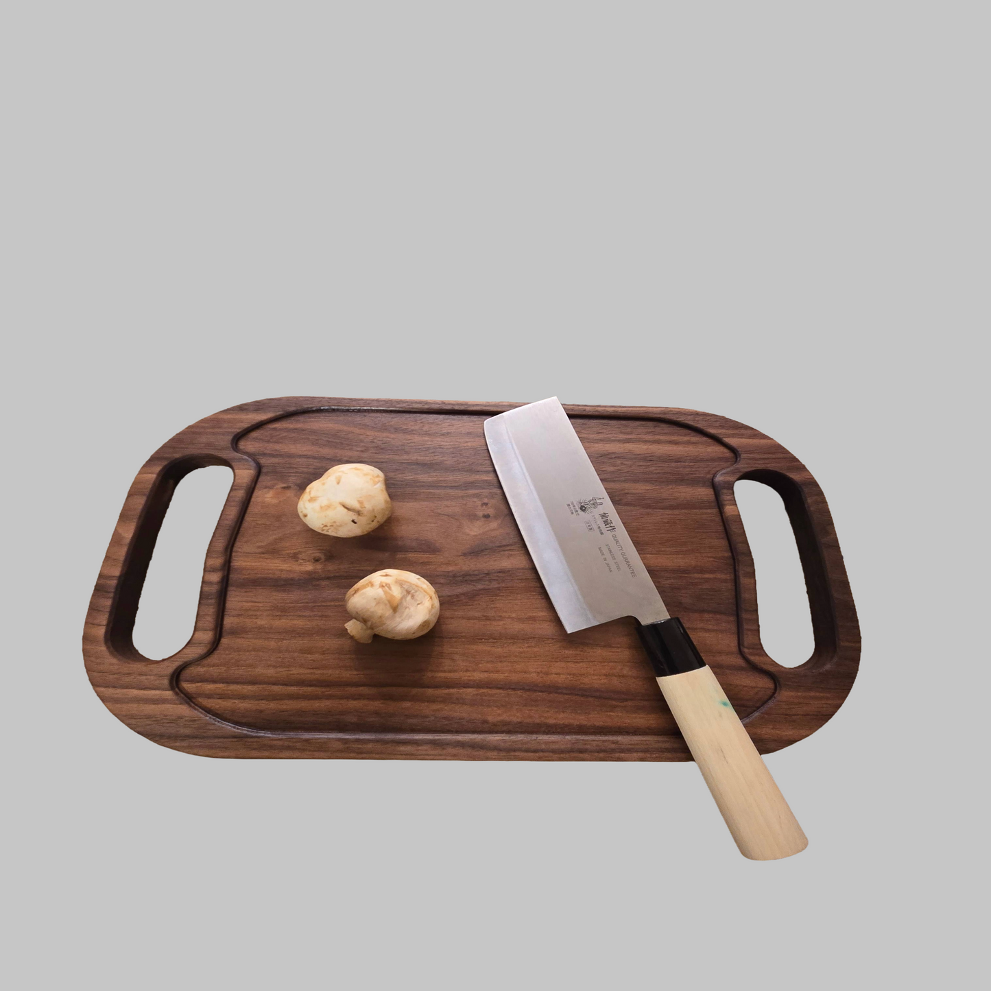Face Grain Walnut Cutting Board / Serving Tray with Handle