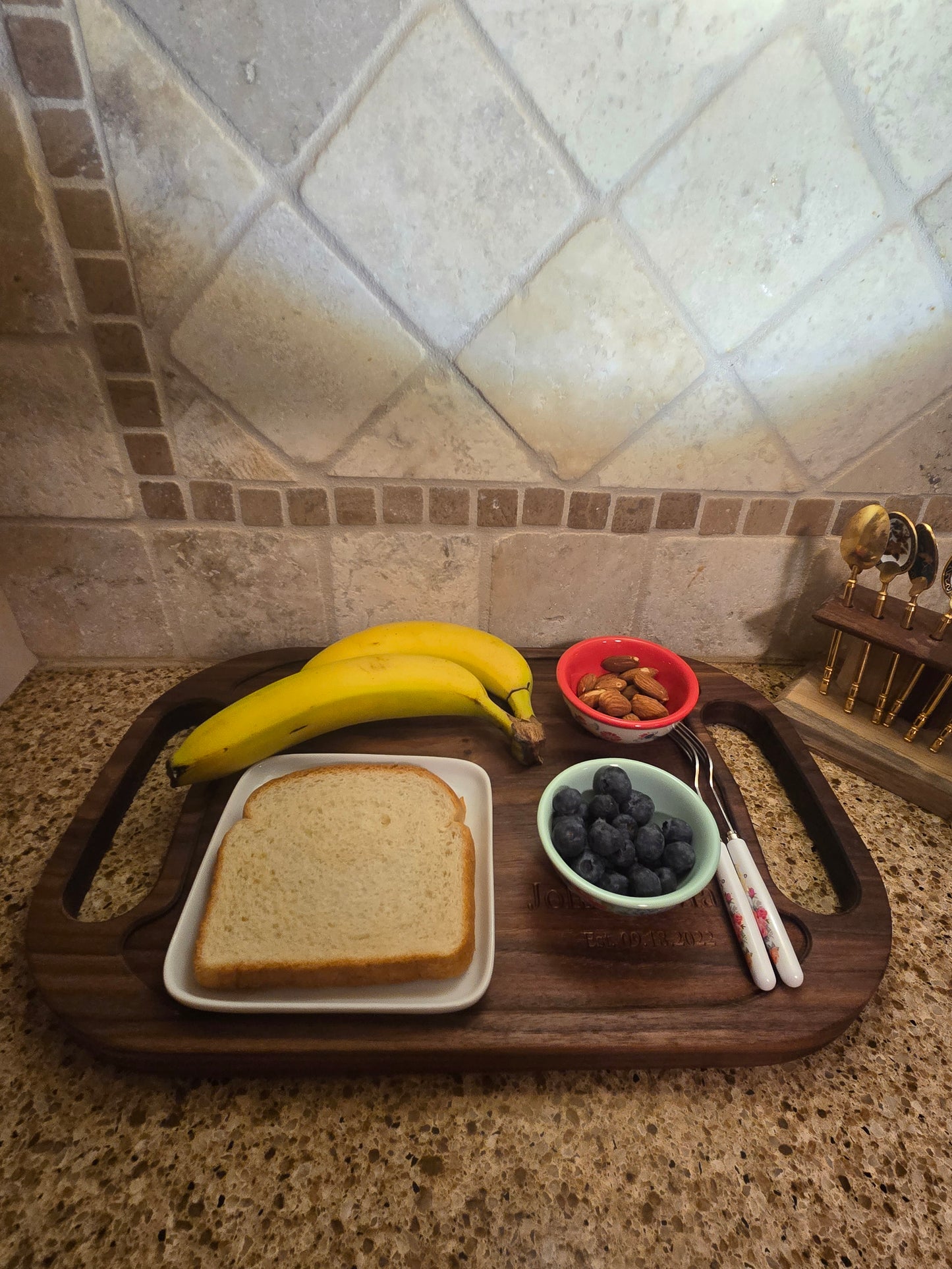 Face Grain Walnut Cutting Board / Serving Tray with Handle