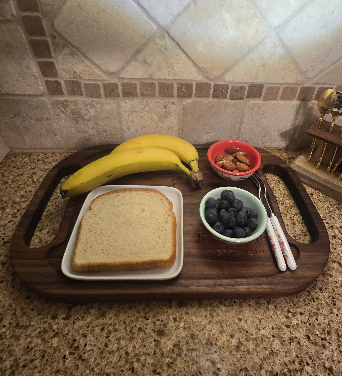 Face Grain Walnut Cutting Board / Serving Tray with Handle