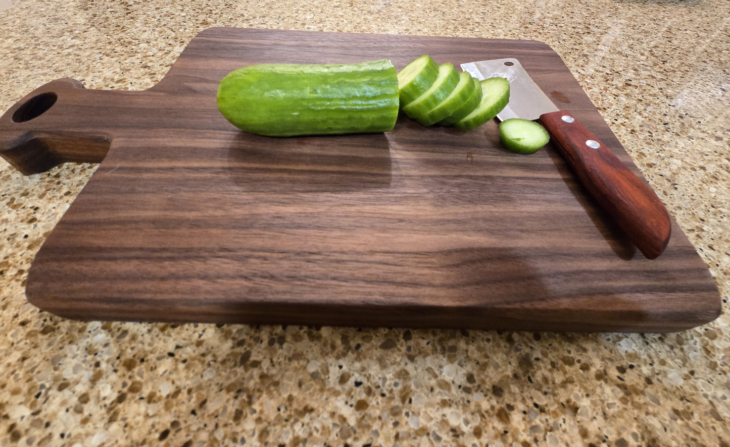 Face Grain Cutting Board with Handle
