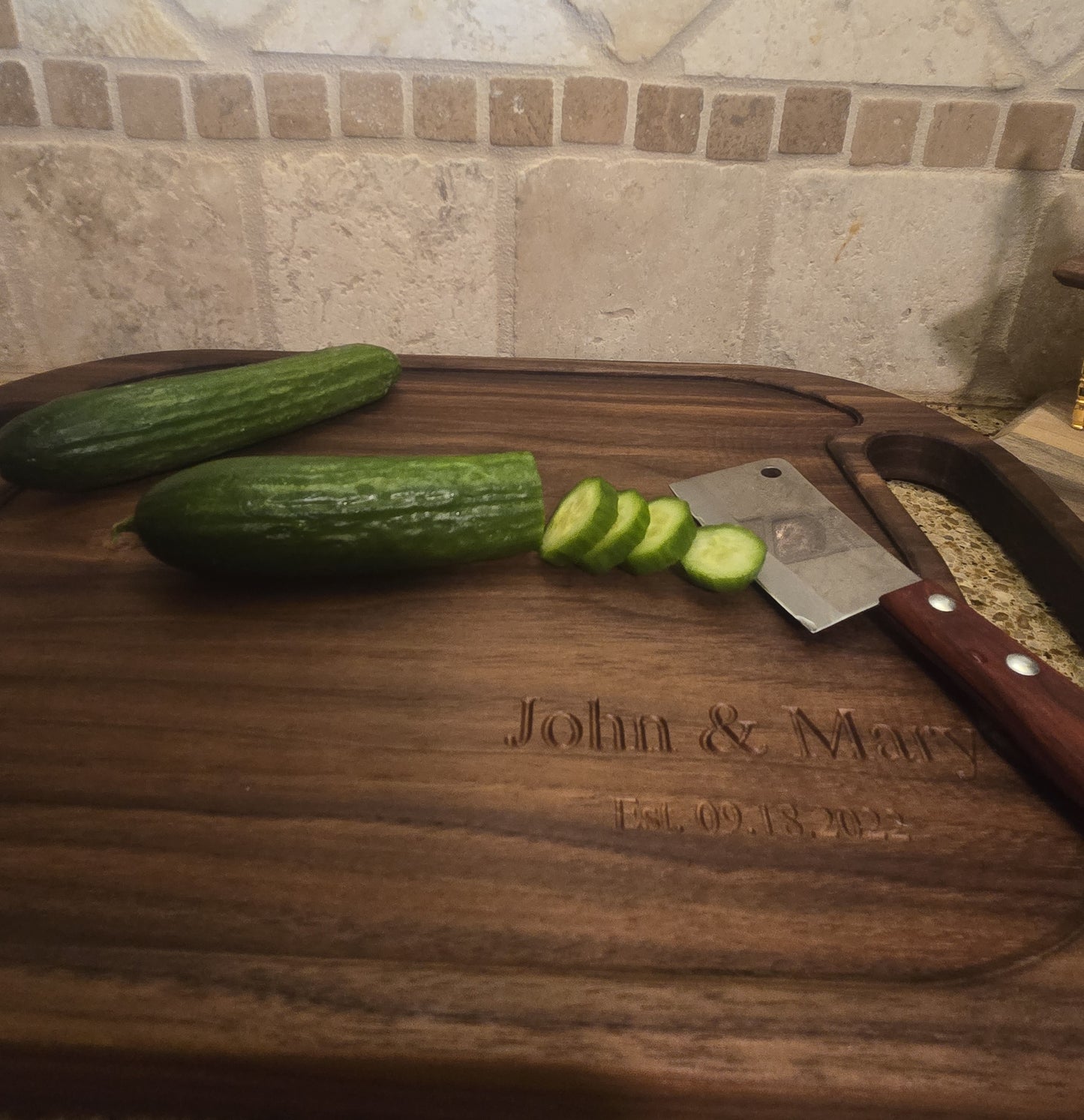 Face Grain Walnut Cutting Board / Serving Tray with Handle